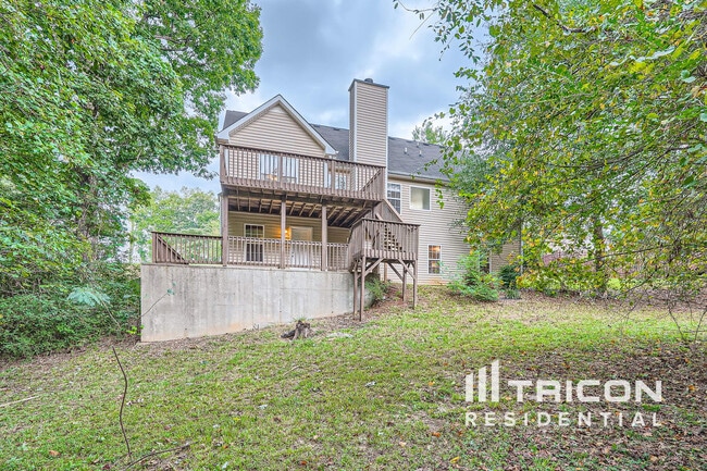 Photo - 930 Willow Hollow Dr