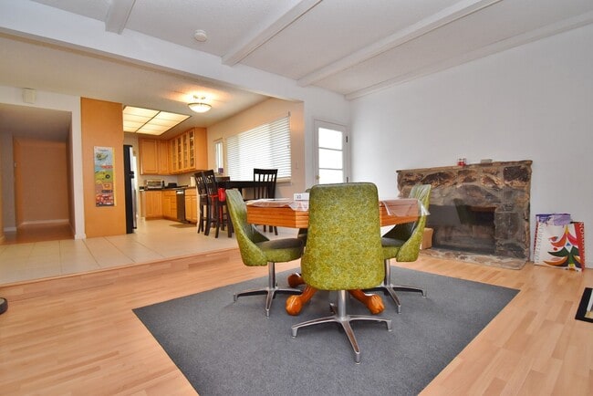 Photo - COMING SOON! | $3,990 / BEAUTIFUL BROOKVALE HOME IN CENTRAL FREMONT