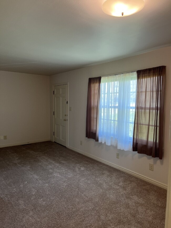 Photo - 246 McGavock Pk