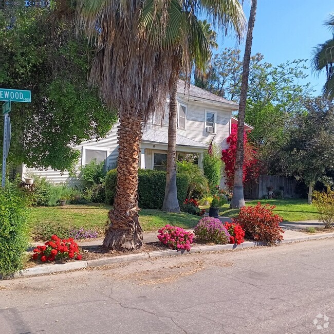 Building Photo - 922 N San Pablo Ave Rental