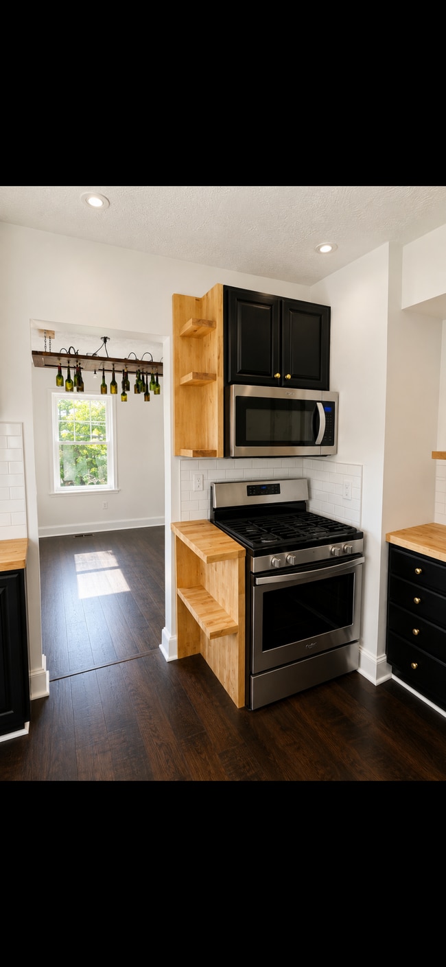 Photo - 2029 Dowd Ave