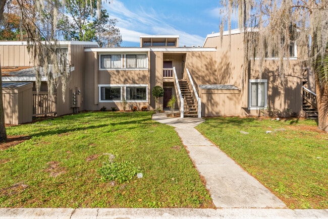 Photo - 5838 Peregrine Ave