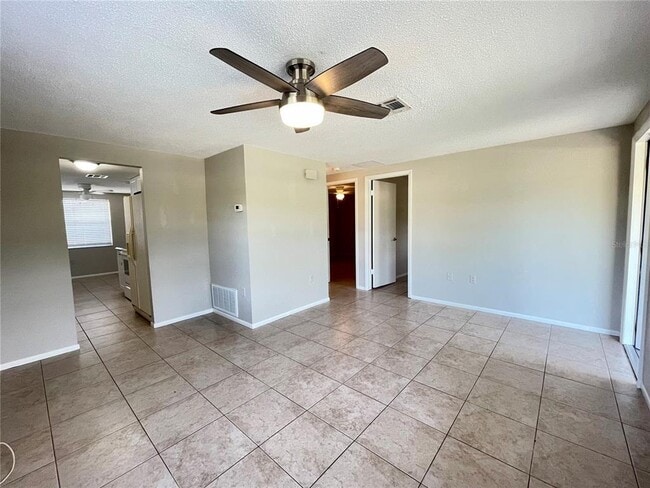 Photo - 619 Shore Rd