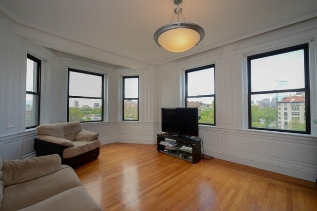 464 Commonwealth Ave Unit 63