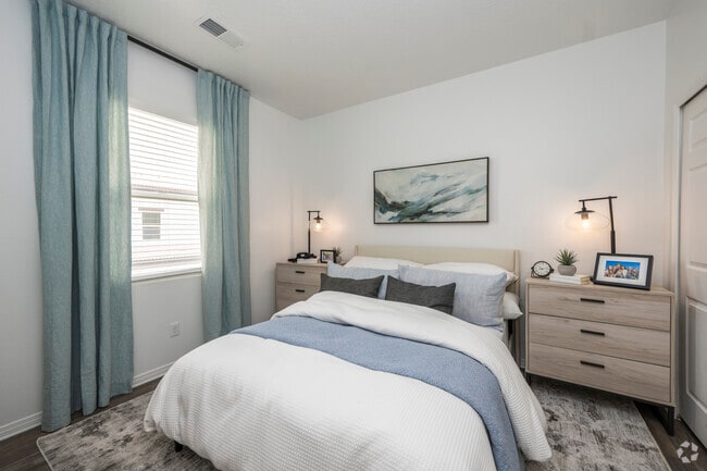 2BR, 2BA - 1,067SF - Second Bedroom