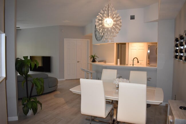 Photo - 3020 Alcazar Pl Unit 306