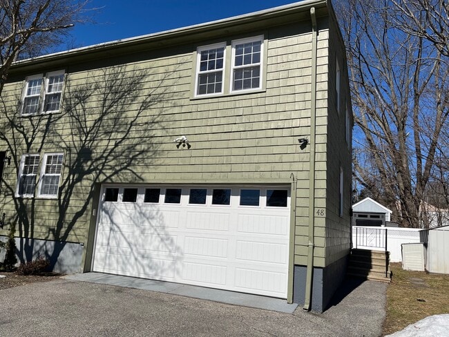 Photo - 48 Wesleyan St