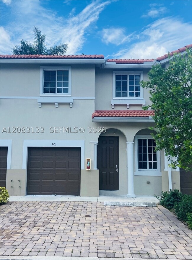 Building Photo - 21401 NW 13th Ct Unit 701