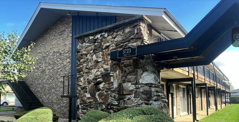 Photo - 3723 Ruby St