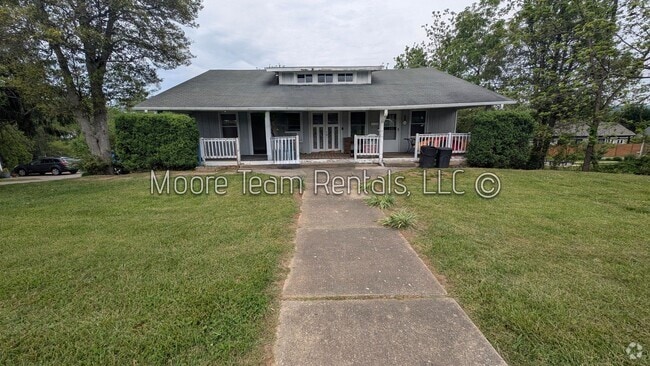 Building Photo - 10 Tarheel Ln Unit #02 Rental