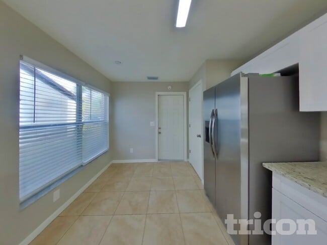 Photo - 11133 Bramblebush St