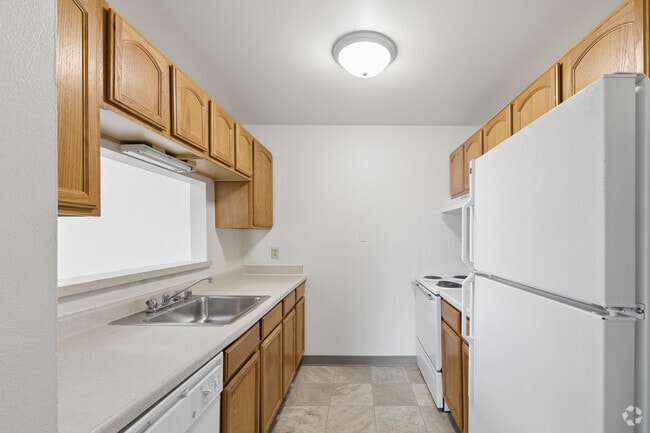 2BR, 2BA - 1,000SF - Kitchen