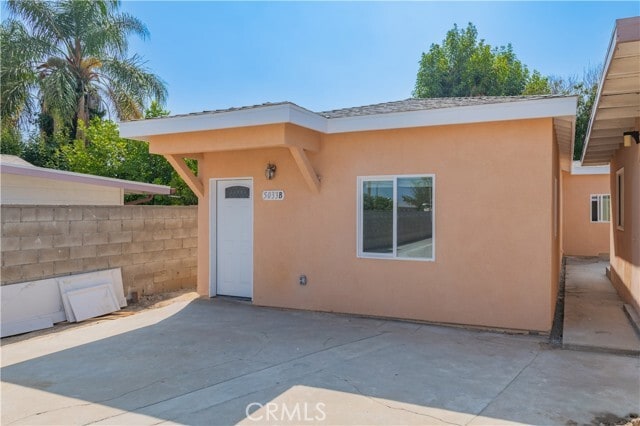 5033 Sultana Ave
