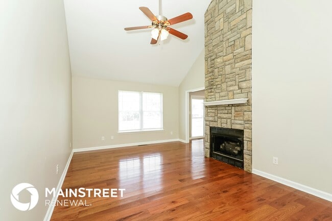 Photo - 117 Lansdowne Dr