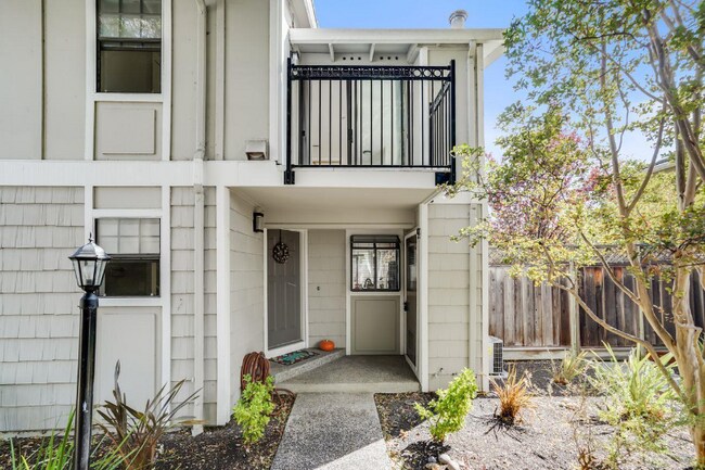 Photo - 75 Devonshire Ave