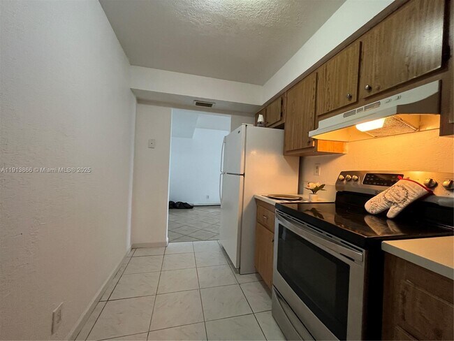 Photo - 3720 N Pine Island Rd Unit 237