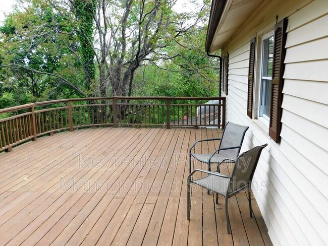 Photo - 1008 Perry St