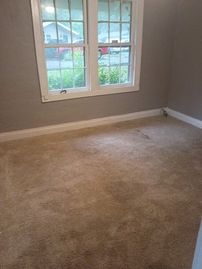 Photo - 437 Morgan St NW