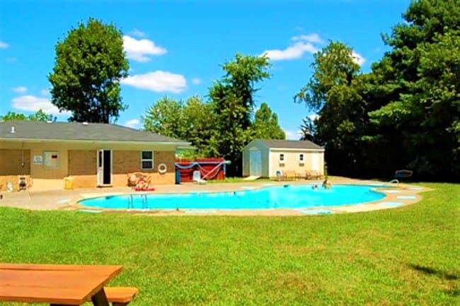 Lafayette Hills