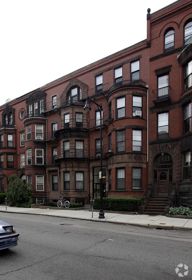 529 Beacon Street - 529 Beacon Street