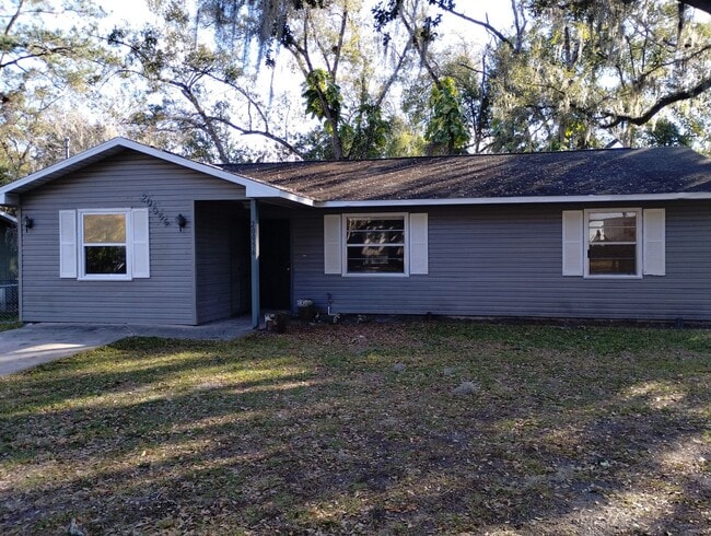 Building Photo - 2 Bedroom / 2 Bathroom Rental – Brooksville, Fl