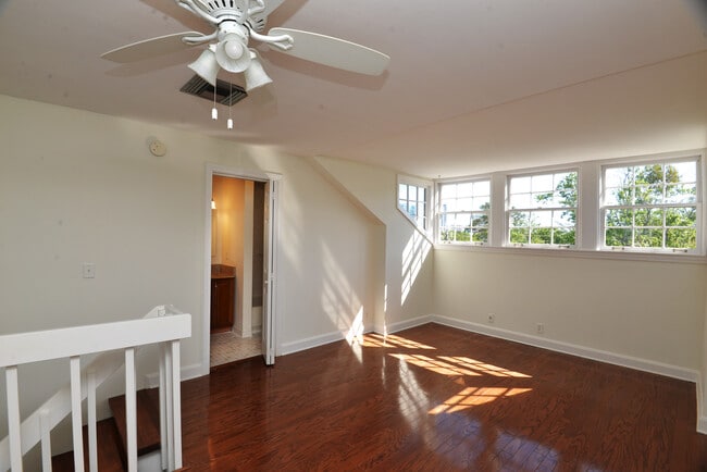 Photo - 1526 Palm Ave