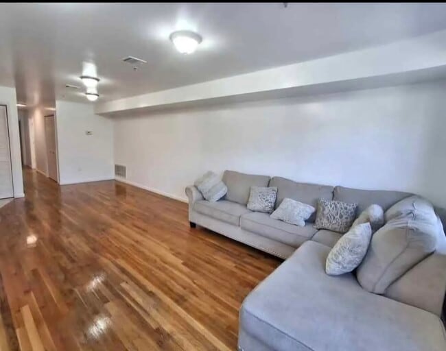 Photo - 12 Bergen Ave