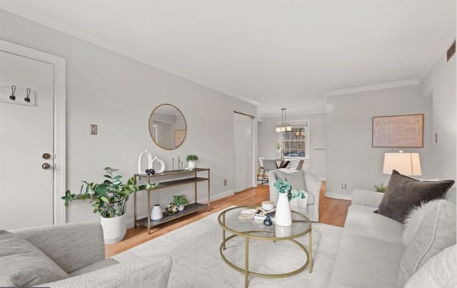 Photo - Gorgeous 1 Bed 1 Bath Condo In Cambridge Courts