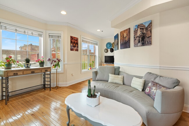 Photo - 726 23rd St Unit B2