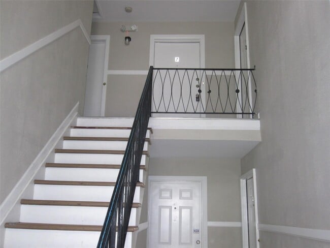 Photo - 56 Kenwood Dr Condo Unit 7