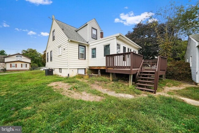 Photo - 624 Armstrong Ave