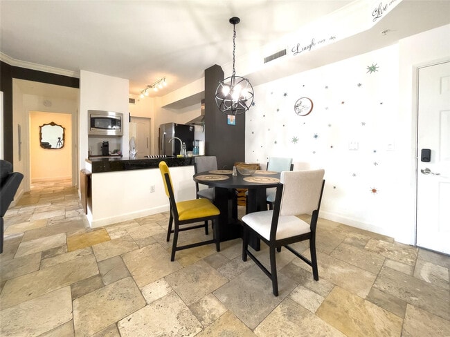 Photo - 1900 Van Buren St Unit 118B