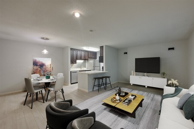 Photo - 1860 White Oak Dr Unidad 207