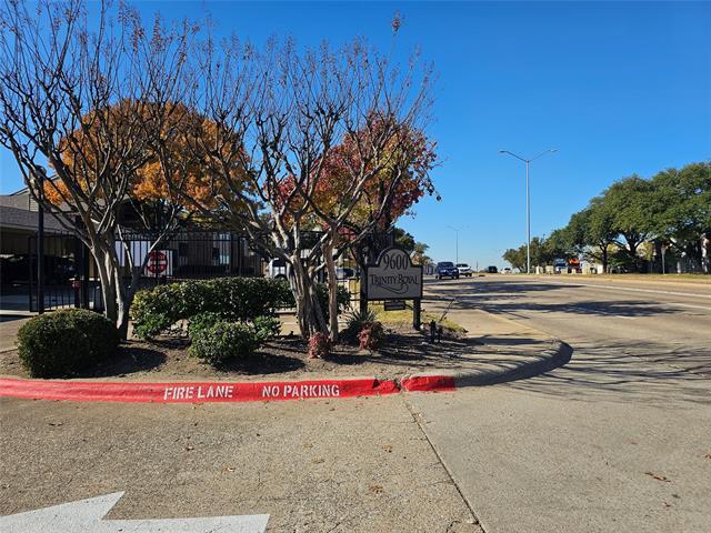 Building Photo - 9600 Royal Ln Unit 716