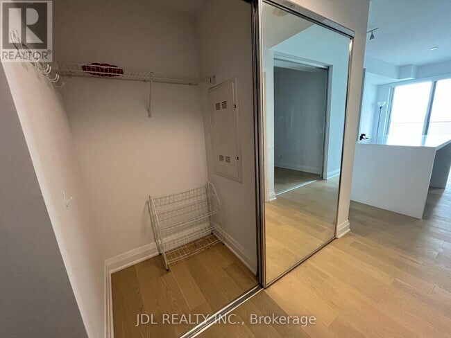Photo - 1080 Bay St. Unit 3409