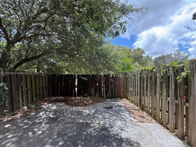Photo - 5154 Breckenridge Pl Unit 42