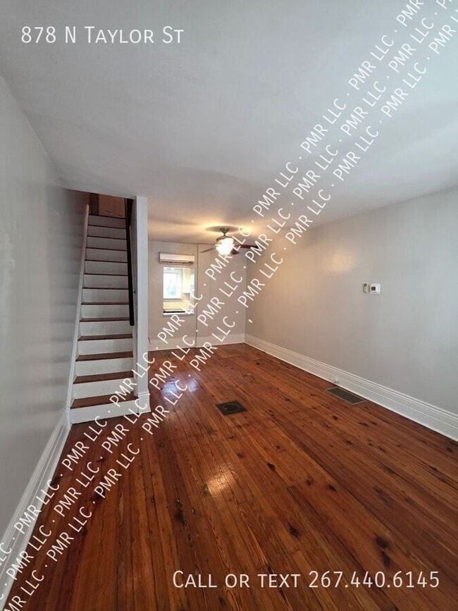 Photo - 878 N Taylor St