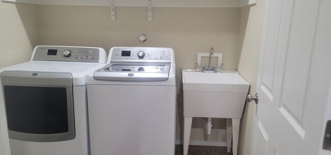 Photo - 221 Veranda Rd NW Unidad Apt B