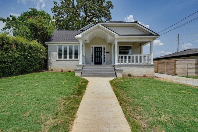 4-bedroom home in Highland Park! - 4-bedroom home in Highland Park!