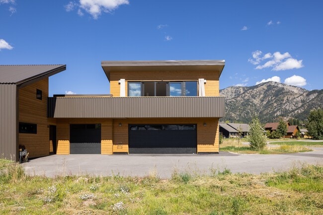 Attached Guest House - 356 Columbine St Unidad GuestHouse