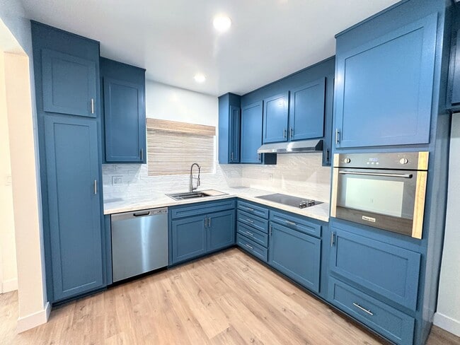 Photo - Bossa Nova Vibes mixed with Old School Charm! Unit 206