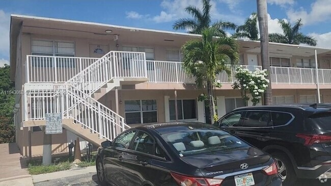 Building Photo - 230 SW 11th Ave Unit 20 Rental