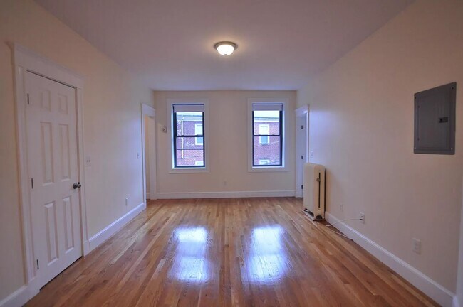 Photo - 90 Brainerd Rd Apartments Unit 14
