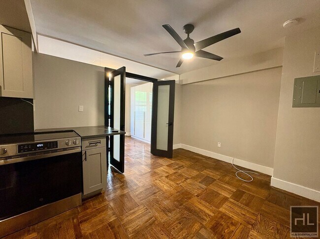 Photo - East 58th Street Unidad 1B