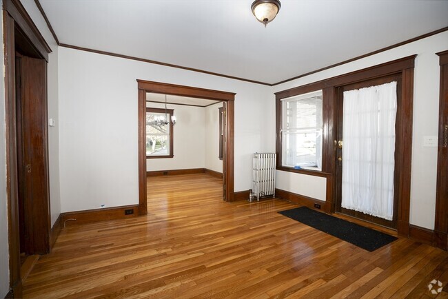 Building Photo - 72 Merrymount Rd Unit 1 R Rental