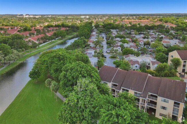 Building Photo - 10540 SW 154th Ct Rental