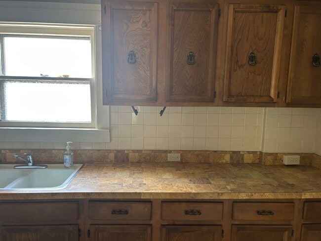 Photo - 1893 Larchmont Ave NE