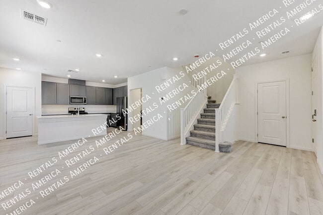 Photo - 2491 Rofrano Pl