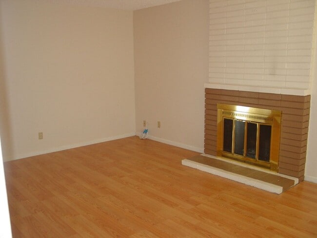 Photo - 9952 Vanguard Dr
