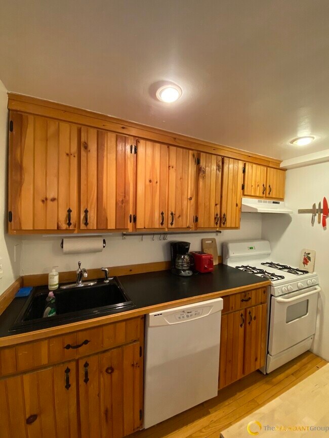 Photo - 11 William St Unit S